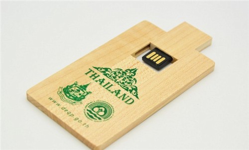 USB Flash Drive Memory Card Wooden USB Card or Bamboo USB Disk Customized Logo Printed or Engraved for Promotion Gifts