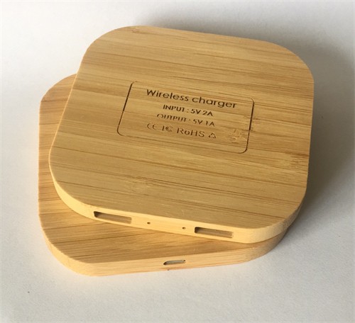 Square Wireless Charger Bamboo Model Dual Output Wooden Wireless Charging Case Customized logo for Promotional Gifts