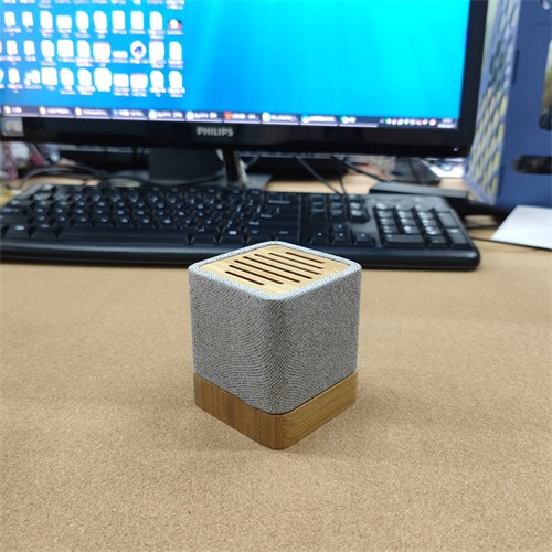 Sustainable RPET Bluetooth Speaker Wireless Speaker Customized Bamboo Speaker Wood model for Promotional Gifts