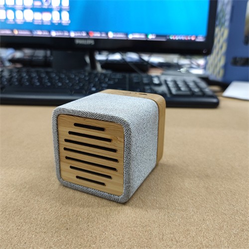 Sustainable RPET Bluetooth Speaker Wireless Speaker Customized Bamboo Speaker Wood model for Promotional Gifts