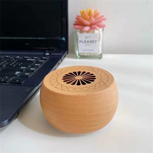 Ecofriendly Sound Speaker Wireless Bluetooth Speaker Wooden or Bamboo Portable Speaker with logo for Promotion