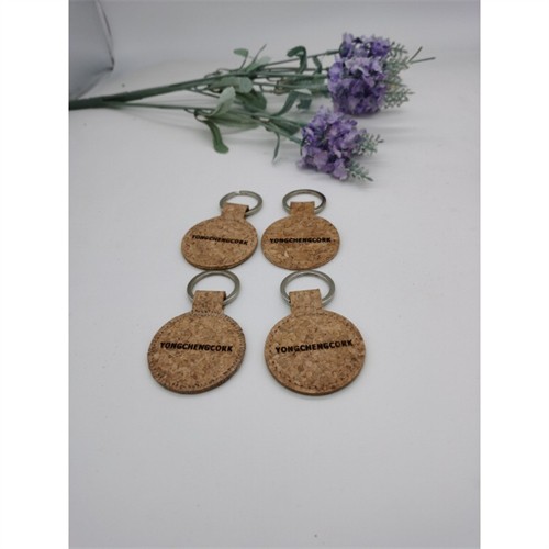 Various Shape Soft Wood Keyrings Sustainable Cork Keychains Slim Models Customized logo for Promotion