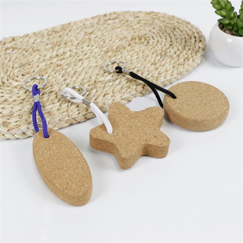 Various Cork Key Chains Ecofriendly Soft Wood Keychain Customized Keyrings with  logo for Promotional Gifts