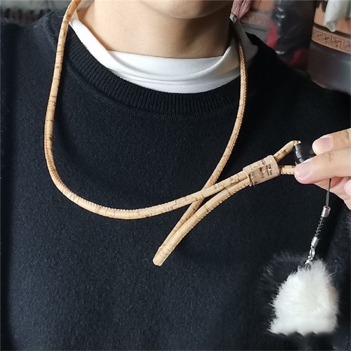 Custom Cork Lanyard Sustainable Soft Wood Neck Strap Ecofriendly Keychain Strap Round Strap Customized Logo for Promotion