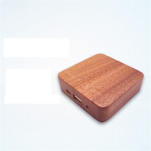 Removable Powerbank Charger Bank Portable Power Supplier Wood Model or Bamboo Model Customized logo for Promotion