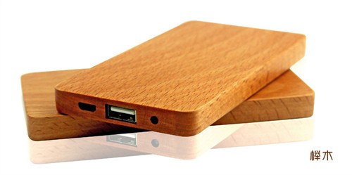 Custom Powerbank Phone Charger Portable Power Bank  Wood Model or Bamboo Model Logo Printed or Engraved for Promotion